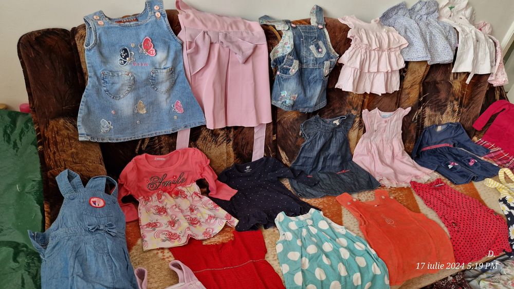 Rochițe pentru fetite