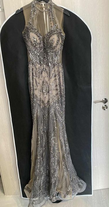 ,,Дизайнерска абитуриентска рокля Berna moda”