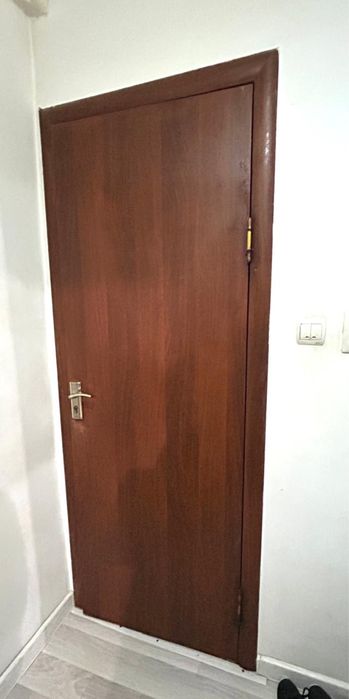 Продам межкомнатные двери
