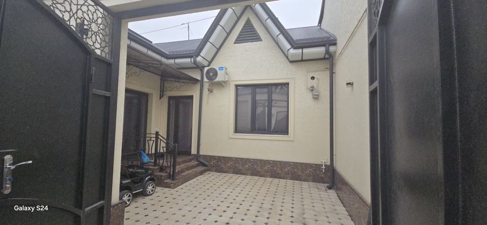 Хонобод беруний махаллада коттедж сотилади