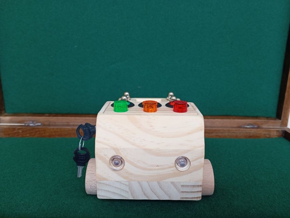 Дървено Камионче