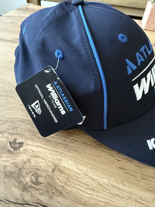 Ф1 шапка Williams Carlos Sainz