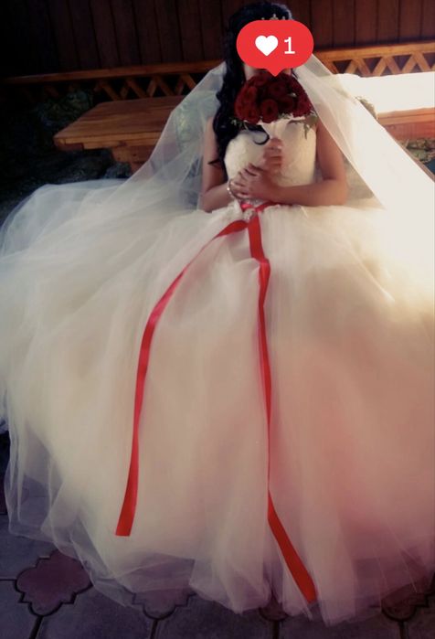 Свадебное платье