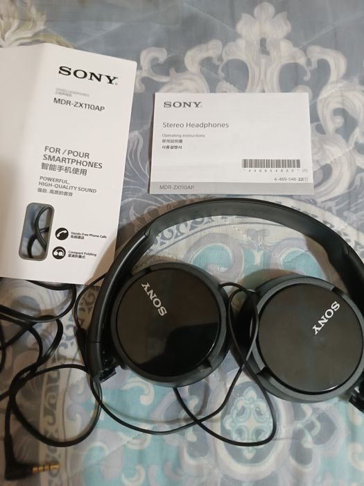 Наушники Стерео SONY в упаковке (документы)