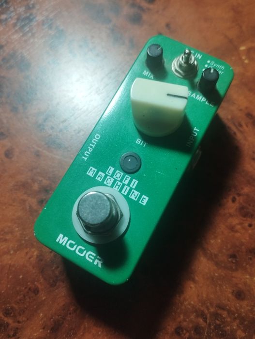 Продам педали эффектов
