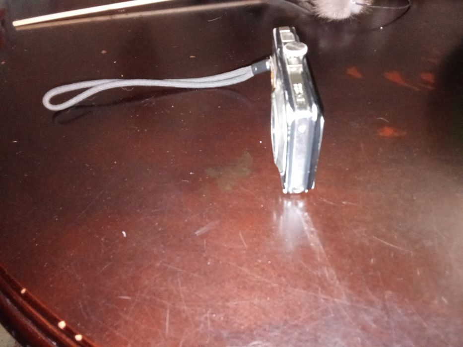 Продам фотоаппарат Кэнон.