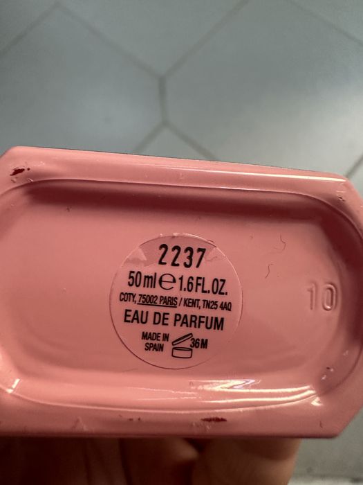 Gucci flora! Оригинал! Нов! Без кутия!