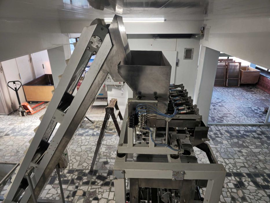 Вертикална пакетираща машина (VFFS) – реновирана, отлично състояние