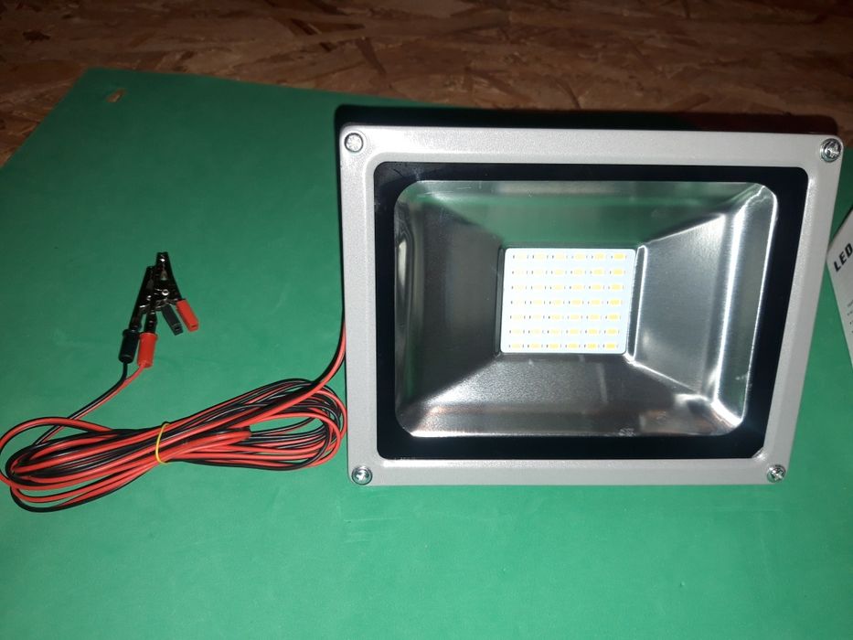 Proiector led 12v / 20w lumina alba camping, pescuit rezistent la apa!