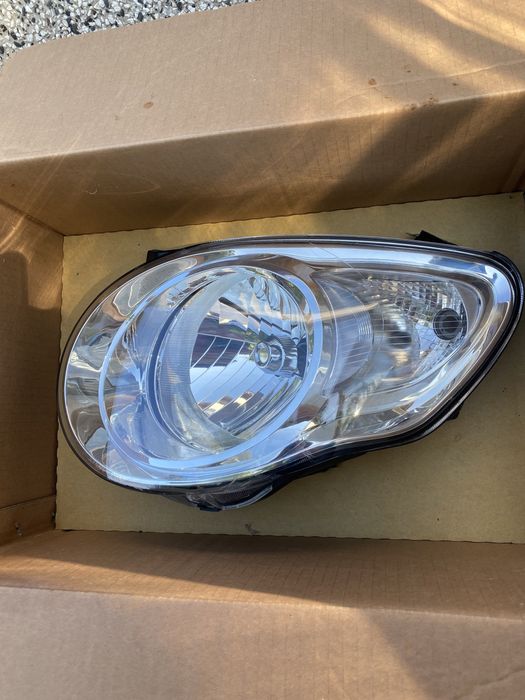 Ляв фар за Kia Picanto 2008-2011