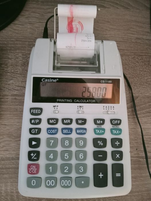 Vànd calculator de birou