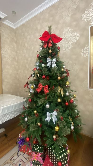 Елка продается 2,10см