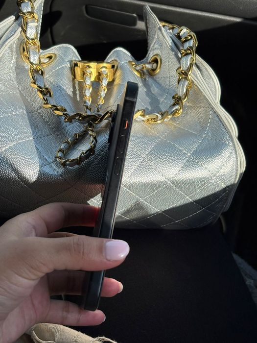 Iphone 15  128гб