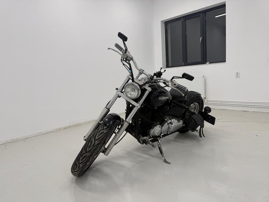 Yahama Dragstar 650 bobber