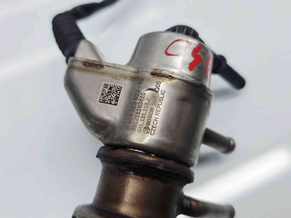 Injector Adblue  AUDI Q5 (FYB) [ Fabr 2016-prezent] 04L131113J 2.0 TDI