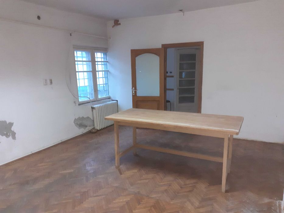 Casa cu teren 298 mp, zona 16 Februarie, Bazilescu