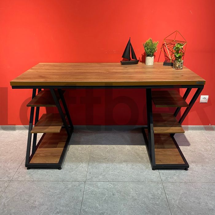 Лофт стол для дома и офиса. Стол из металлический каркаса