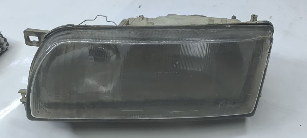 Фара от Ниссан примера п10