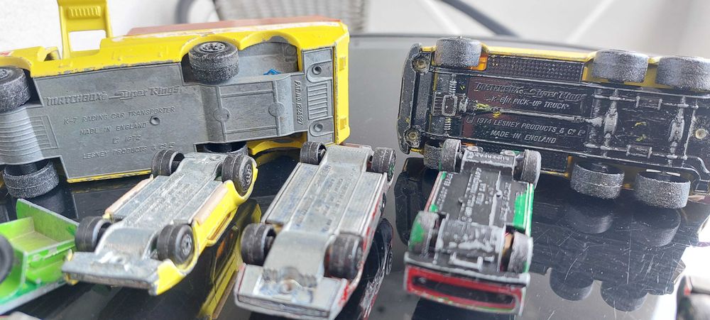 Мачбокс метални колички 10бр.+ 1бр Мажорете пикап подарък