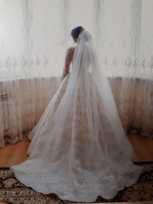 Свадебное платье/ Той көйлек