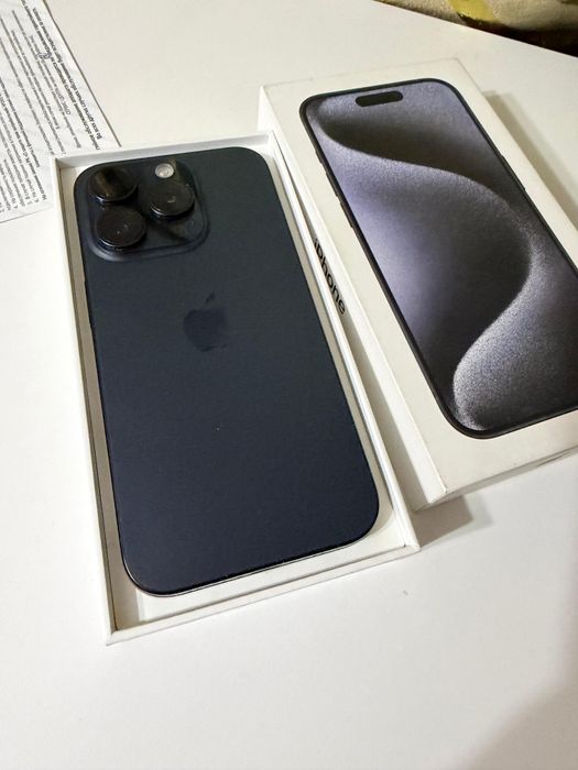 Продам Айфон 15 про