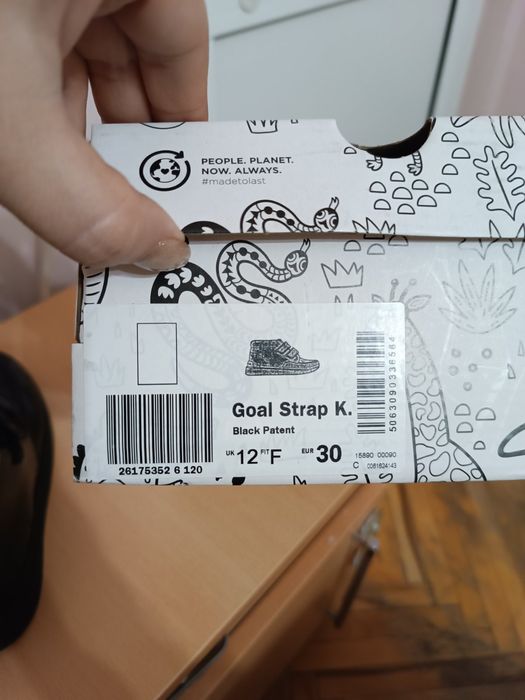 НОВИ  боти Clarks 30  номер