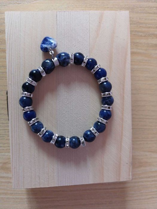 Ново! Гривни от естествени камъни