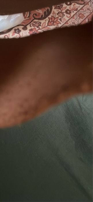 Кожени чехли-40/41 номер-нови