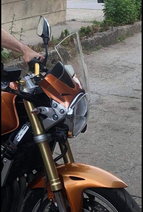 Продавам Слюда Honda Hornet 2006