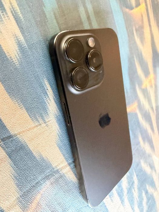 Iphone 15 pro  Цвет - black