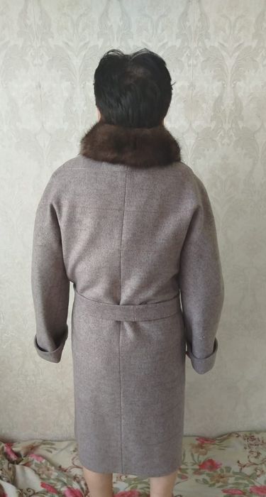 Продам зимнее пальто