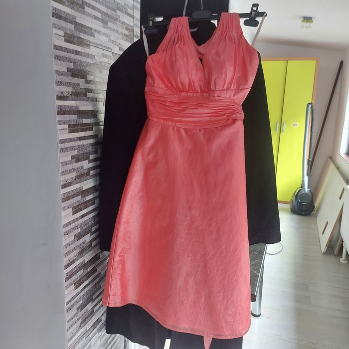 Rochie de ocazie, organza corai mărimea 36