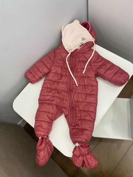 Демисезонный комбинезон на девочку