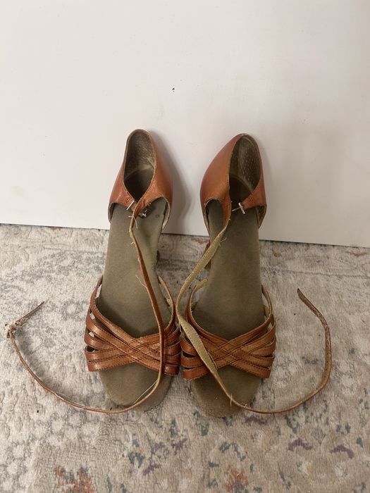 Туфли для бальных танцев