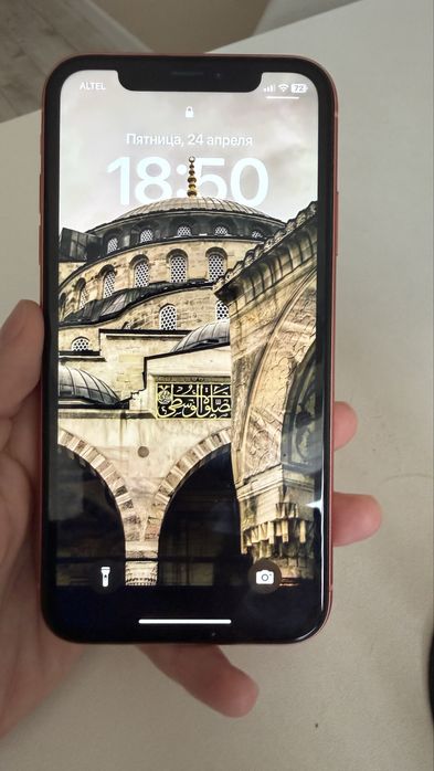 XR iphone в хорошем состоянии