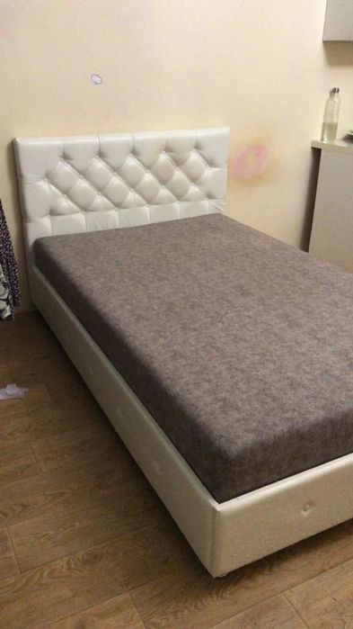 Кровать 140×200 б/у