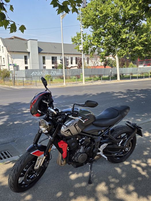 Triumph Trident 660