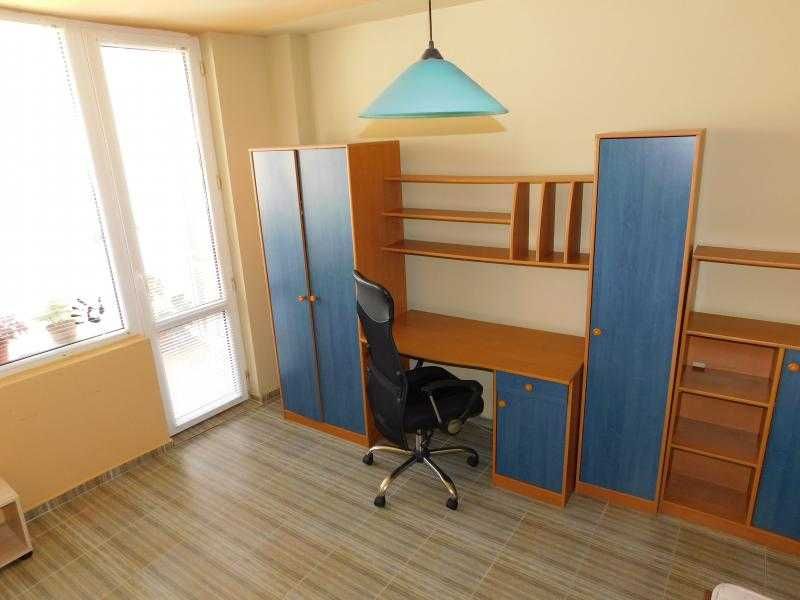 Дава се под наем Тристаен апартамент в Бургас, Лазур - 100 кв.м за 612 € - Снимка #7
