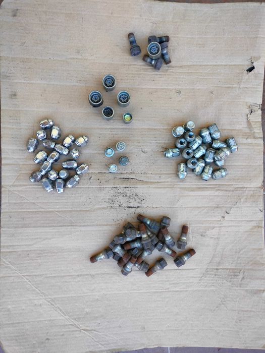 Set antifurt + prezoane pt VW, Audi, Skoda; Piulite Ford etc