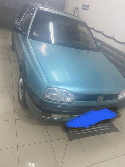 Продам срочно машину