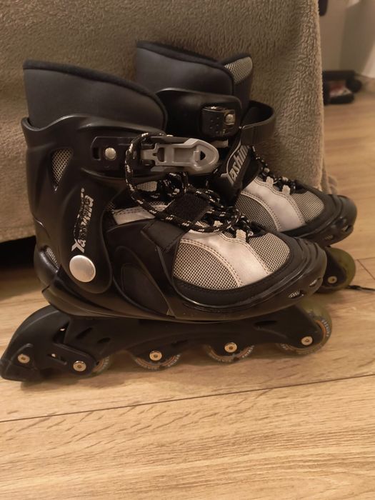 Roller skates ,Inline skates
