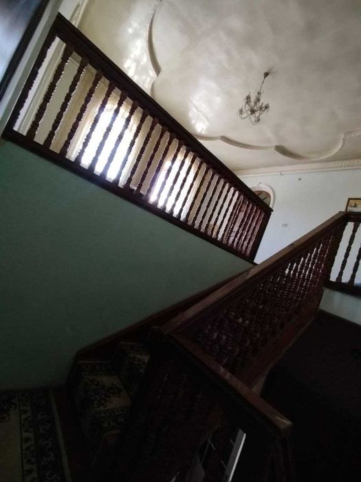 Qarshi shahri Alisher Navoiy MFYda hovli sotiladi