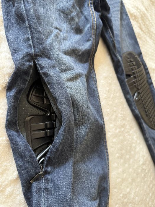 Blugi motocicleta marimea 31/M cu protectii