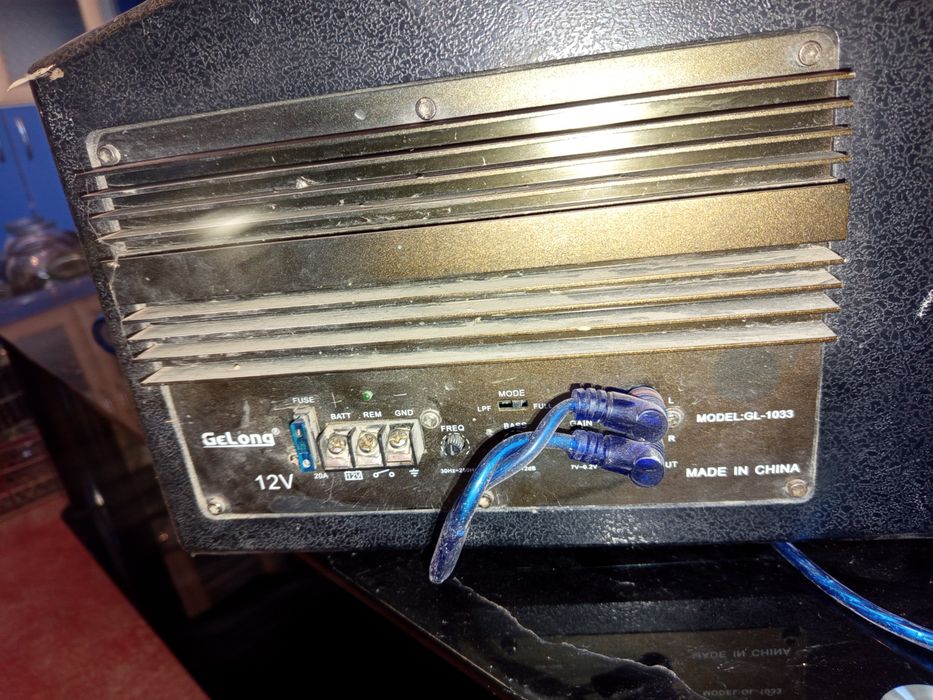 Срочно продам сабвуфер