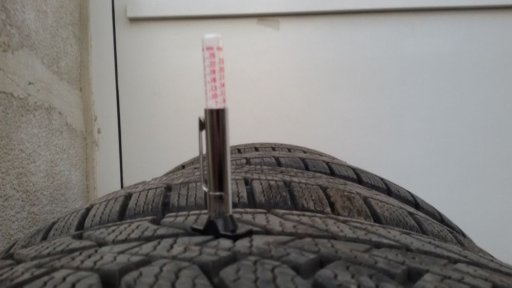 Зимни гуми Goodride, 245/45/19, 8mm