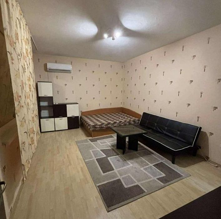 Дава се под наем Едностаен апартамент в Пловдив, Тракия - 37 кв.м за 255 € - Снимка #1