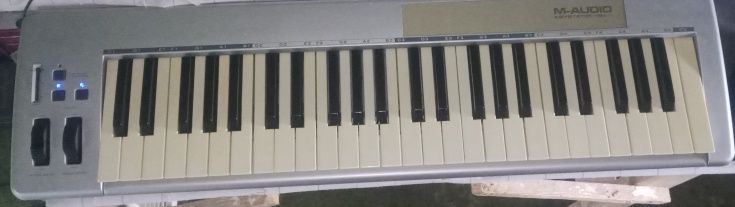 M Audio midi keyboard 49