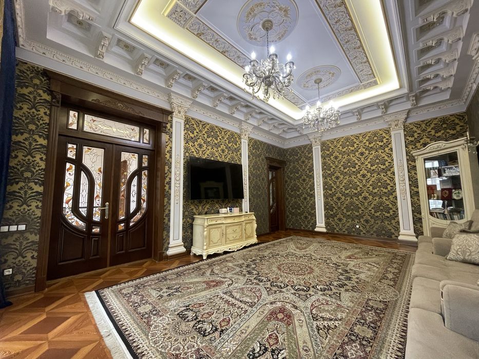 Ipakchi hovli sotiladi 4.10