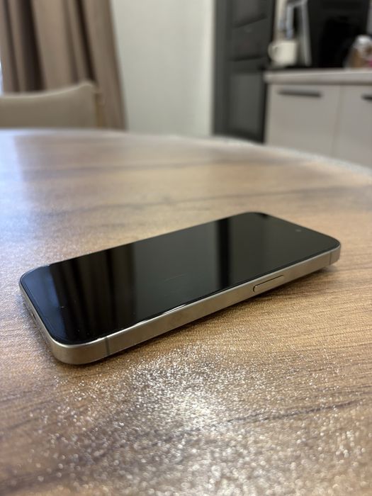 Iphone 15 pro 512 85%