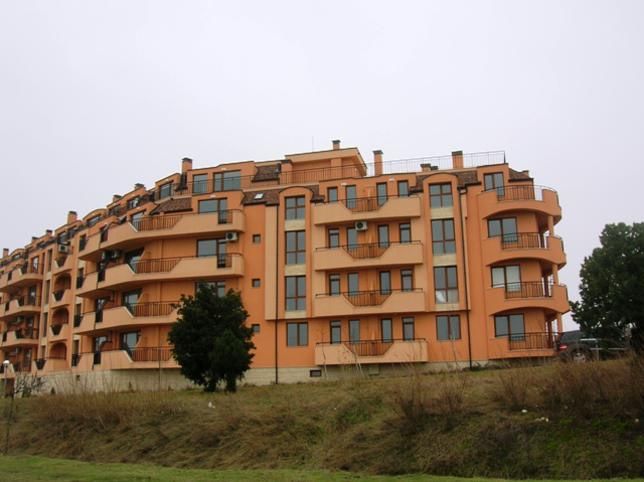 Продава се Двустаен апартамент в Варна, Галата - 92 кв.м за 887 €/кв.м - Снимка #4